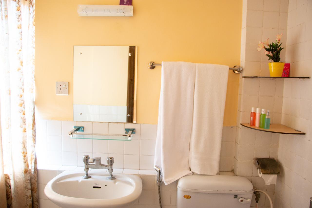 Hotel Lapha Katmandu Kültér fotó